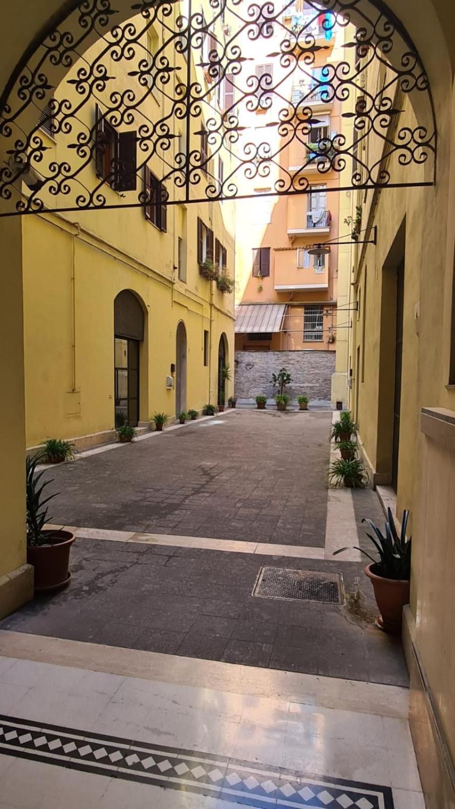 Domus Merulana Bed And Breakfast, Rome